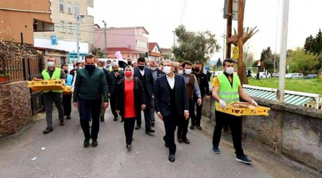 AKPli Beykoz Belediyesinden lebalep pide dağıtımı!