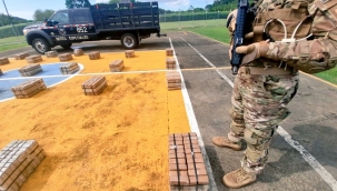 Rotası Mersin Limanı olan 616 paket kokain yüklü gemi Panamada yakalandı