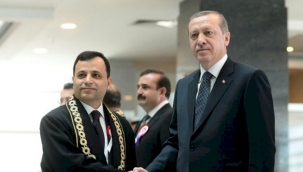 Ak Parti'yi AYM Başkanı Zühtü Arslan kurtarabilir mi?