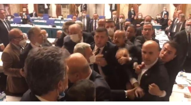 TBMM'de ortalık birbirine girdi! MHP'li ve HDP'li vekiller kavga etti