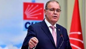 CHP Genel Başkan Yardımcısı ve Parti Sözcüsü Faik Öztrak, CHP MYK toplantısı sonrası açıklama yapıyor. 