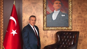 OSMAN DEVELİOĞLU BEZMİALEM VAKIF ÜNİVERSİTESİ MÜTEVELLİ HEYETİ BAŞKANLIĞINA SEÇİLDİ!