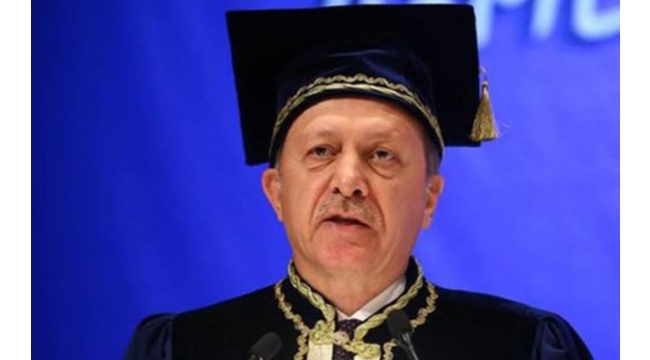 AKPye yakın Yenişafak yazarı: Erdoğanın diploması kayıp