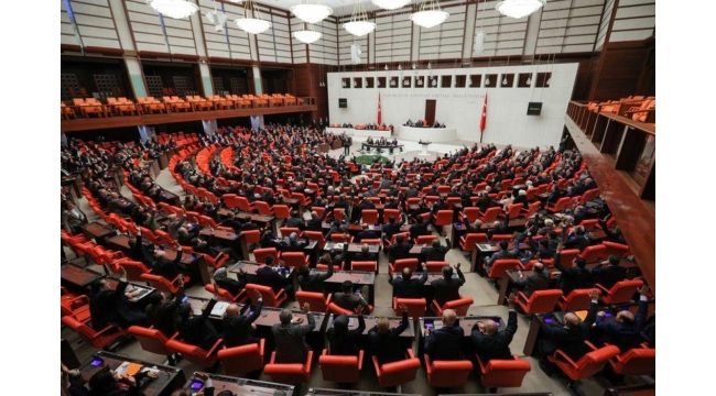 Basın Kanununda değişikliği öngören teklifin 12 maddesi daha kabul edildi