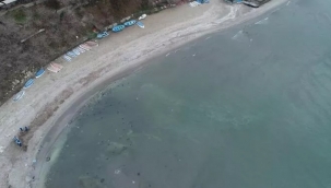Avcılar'da deniz 15 metre çekildi