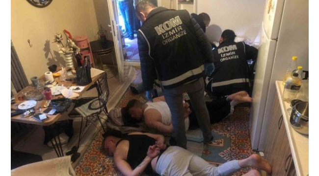 İzmir'de Akbaba Operasyonu!