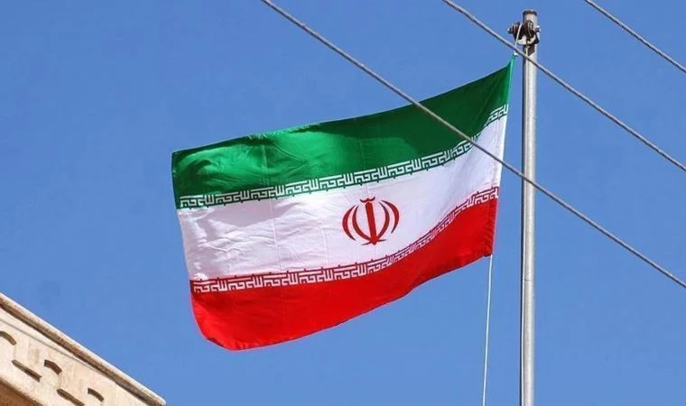 İran'da istihbarat müdürüne silahlı saldırı