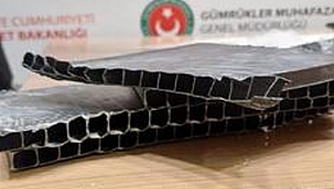 Sabiha Gökçen'de bir yolcunun valizinde 2 kilo 68 gram metamfetamin bulundu