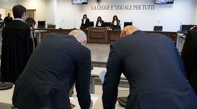 İTALYA'DA MAFYAYA BÜYÜK DARBE,TOPLAM 2 BİN 100 YIL HAPİS!