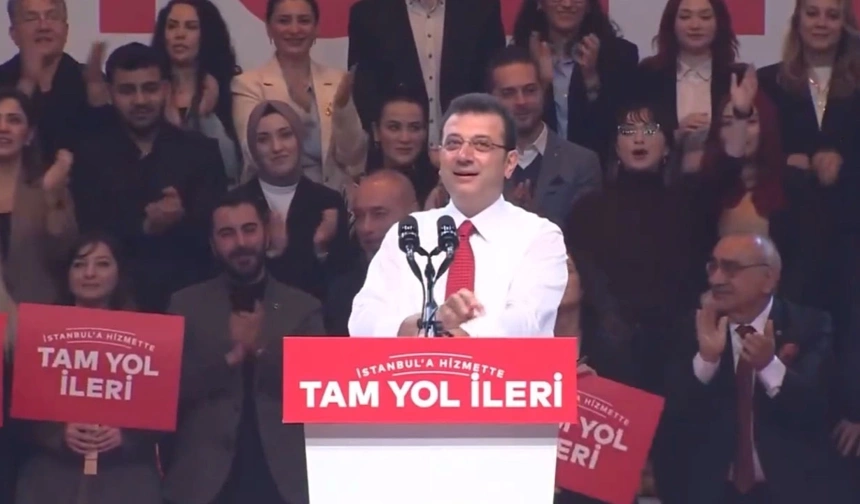 İmamoğlu, ceketini çıkarıp kollarını sıvadı: Türkiye'de iktidar olana kadar o ceketi kadar hiç giymeyeceğiz