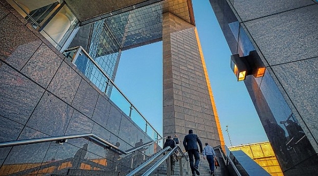 Dev holdinge resmen el konuldu! Holdingin yönetimi devlete geçti 