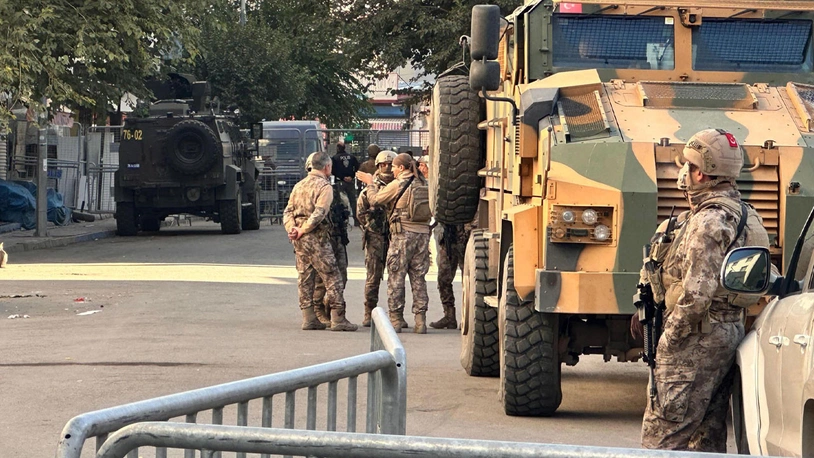 Iğdır'da 13 polisin şehit olduğu bombalı saldırıyla ilgili 8 şüpheli yakalandı... DEM Parti Iğdır İl Başkanı da gözaltında