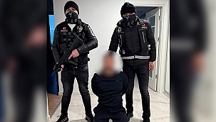 Kırmızı bültenle aranan uyuşturucu baronu İstanbul'da yakalandı