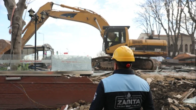 İBB'den 'kaçak' temizliği