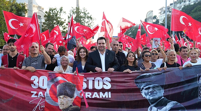 BEŞİKTAŞ BELEDİYESİ 30 AĞUSTOS'U 'ZAFER YÜRÜYÜŞÜ' İLE KUTLADI!