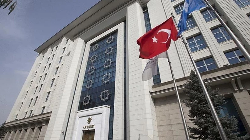 AKP'nin Kurucu İsminden Partiye Zehir Zemberek Sözler: 'AK Parti Kendi Varlık Prensiplerine İhanet Etmiştir'