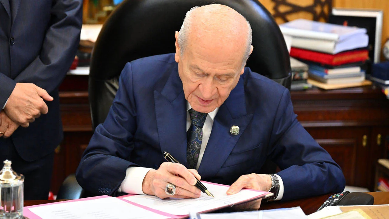 Devlet Bahçeli'den "süreç" açıklaması: "Öcalan umuda, Ahmetler göreve, Demirtaş evine dönmeli"